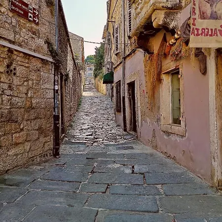 Old Town Apartmán *